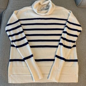 Vineyard Vines 100% Cashmere Sweater